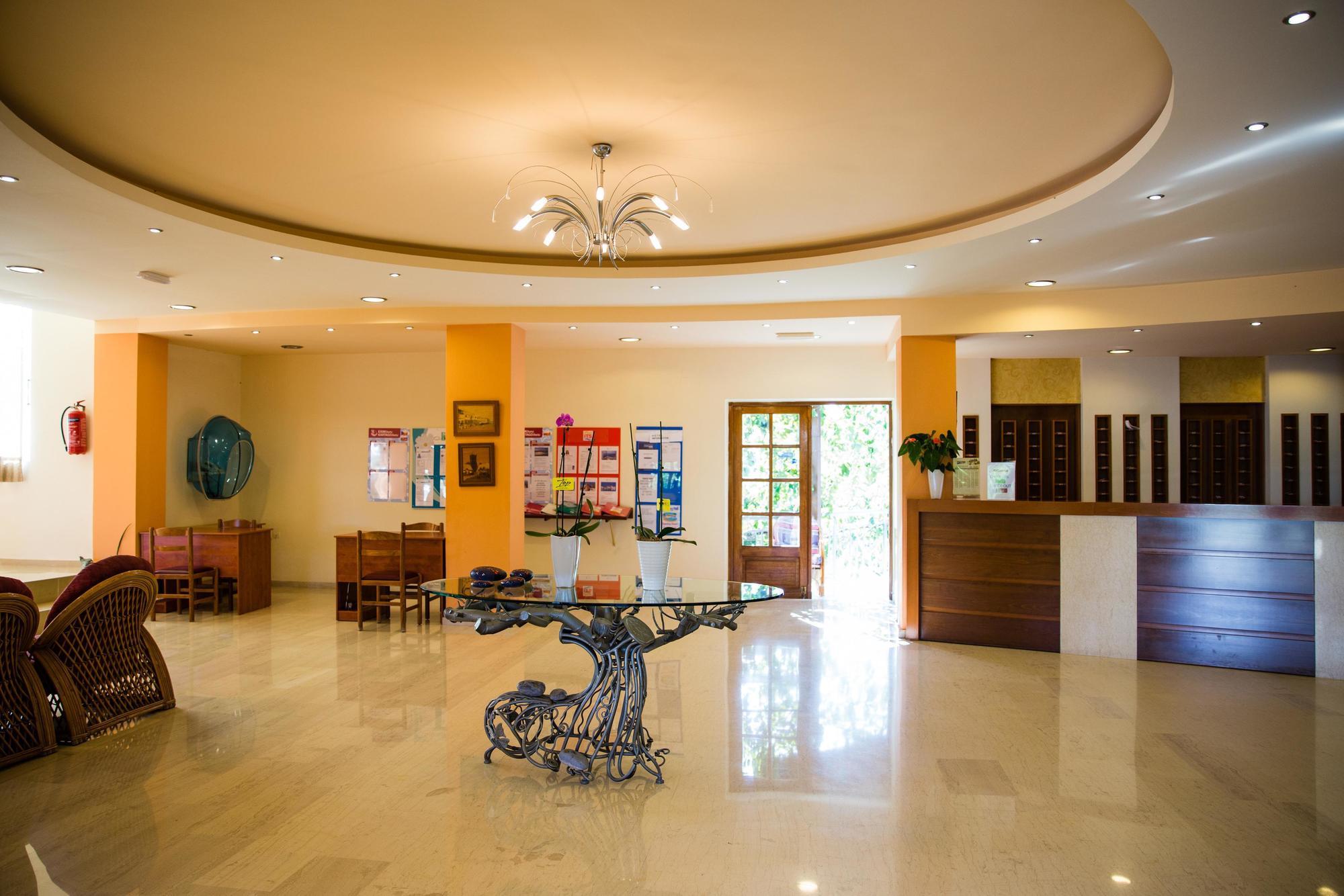 Stella-Katrin Hotel Platanes  Buitenkant foto